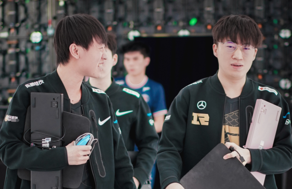 开云体育官网-S赛小组赛落幕，强队悉数晋级