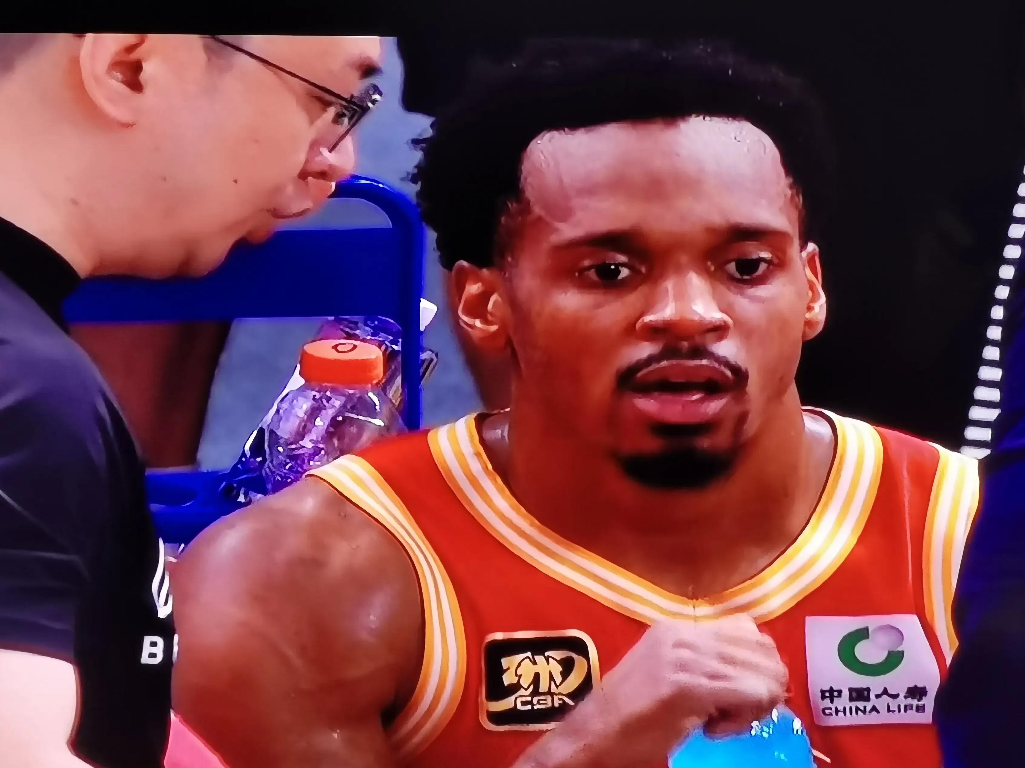 开云体育官网-新疆队完胜魔术，孙铭徽统治全场