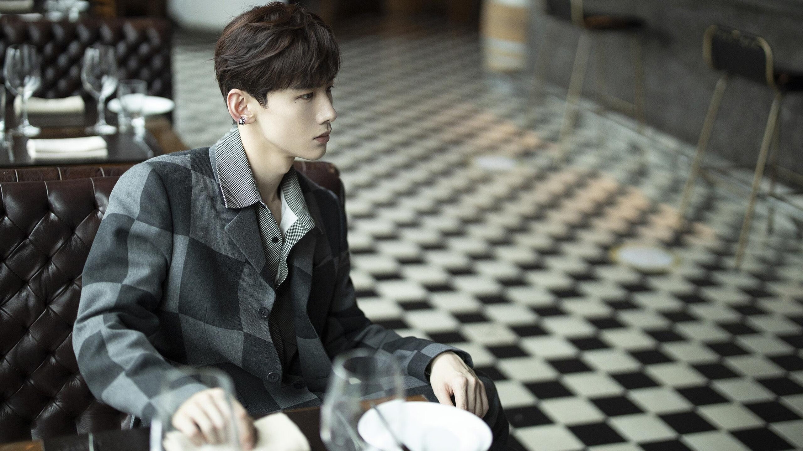 世纪对决的共舞，足球篮球的焦点战交响曲