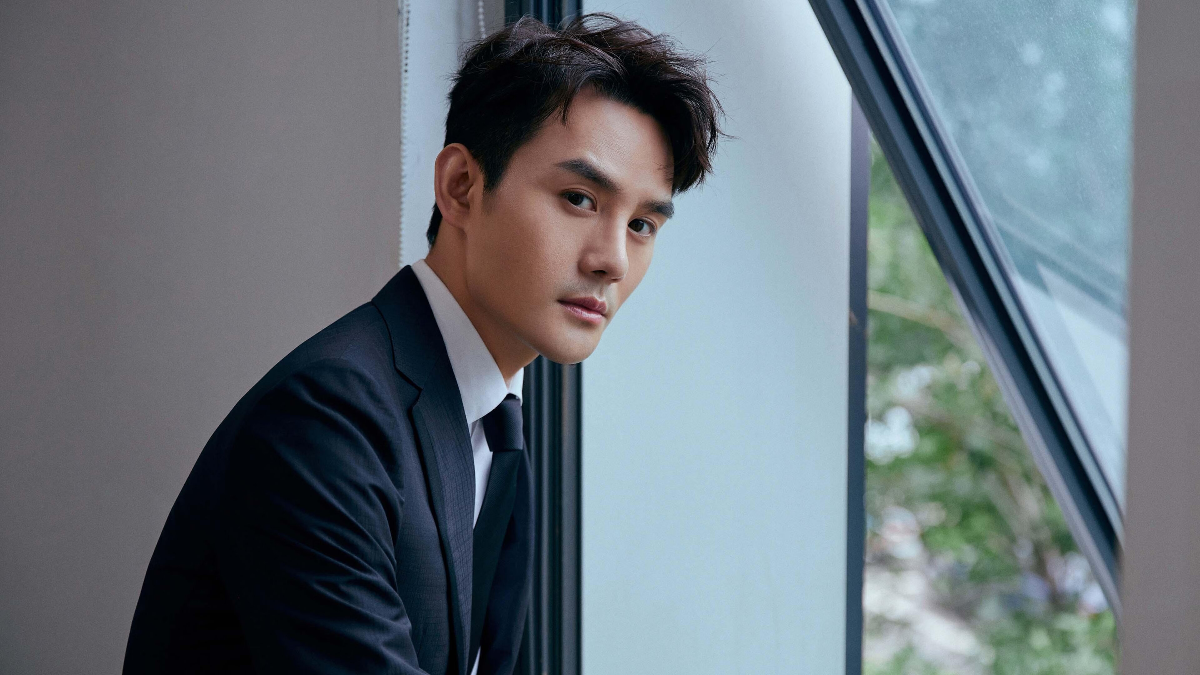 广东队提前终结悬念黄蜂,布克成为唯一变数