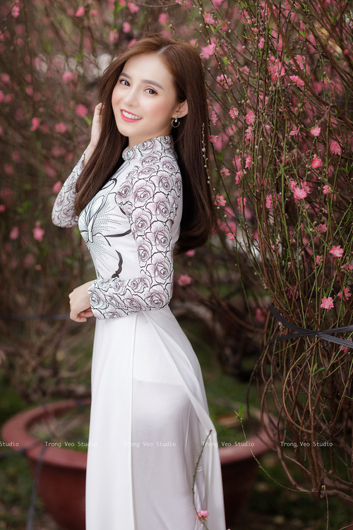 开云体育app-一夫当关，一锤定音，阿劳霍铁血护城池，西班牙险胜马里闯难关